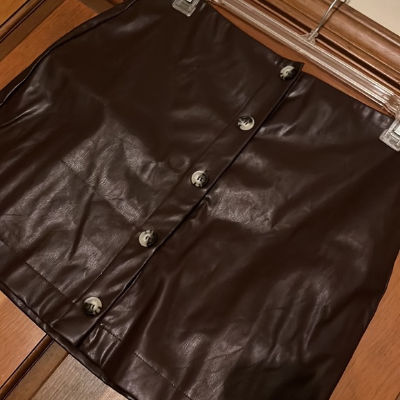 NWT Brown Skirt - Picture 6 of 6